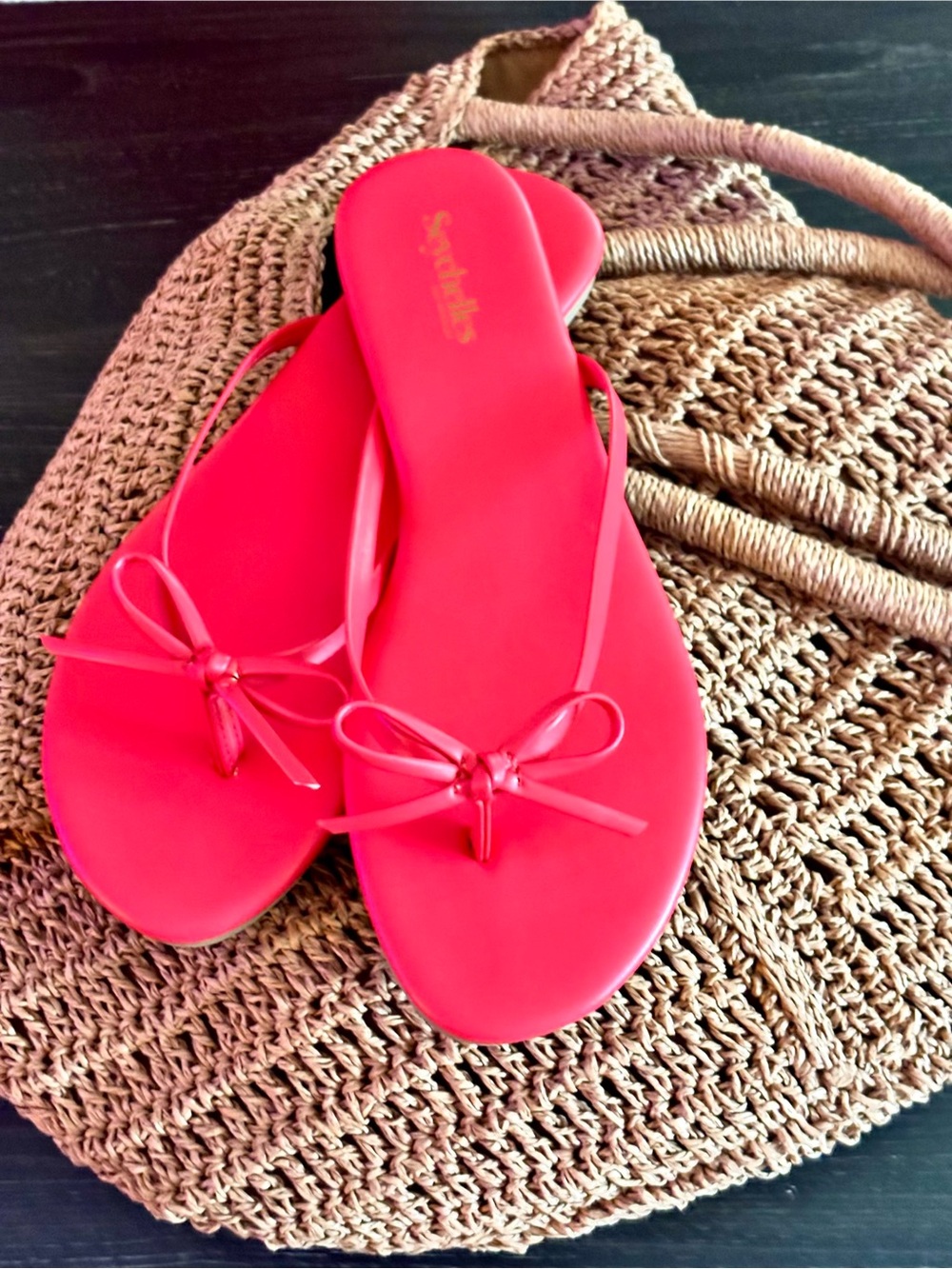 Women's Bright red Bow Thong Sandals